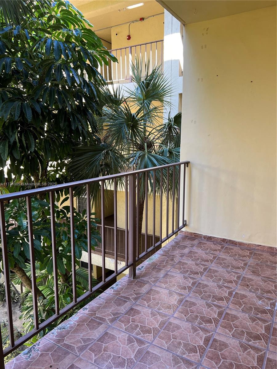 11925 NE 2nd Ave #B308, North Miami, Florida image 17