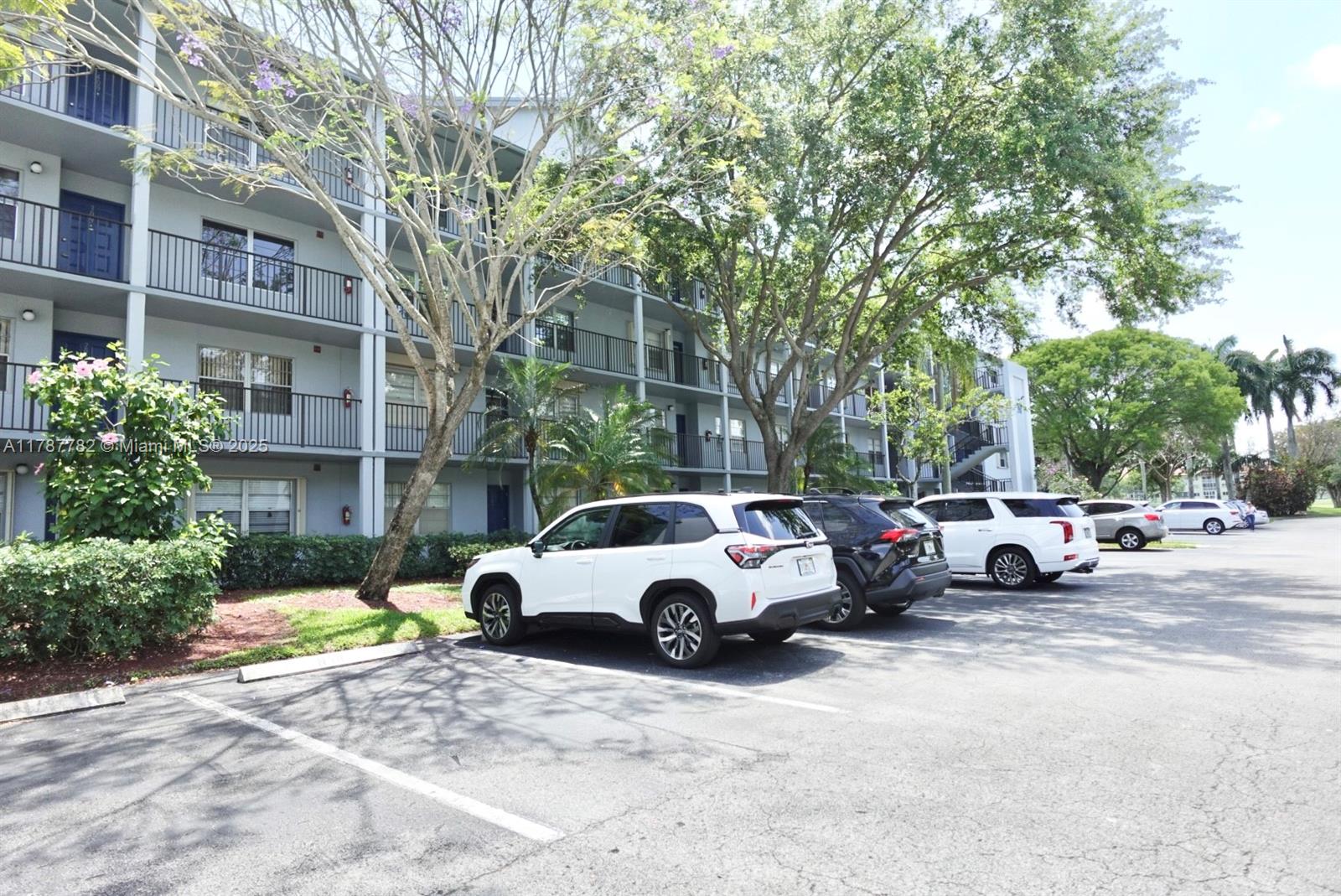 12500 SW 6th St #413N, Pembroke Pines, Florida image 31