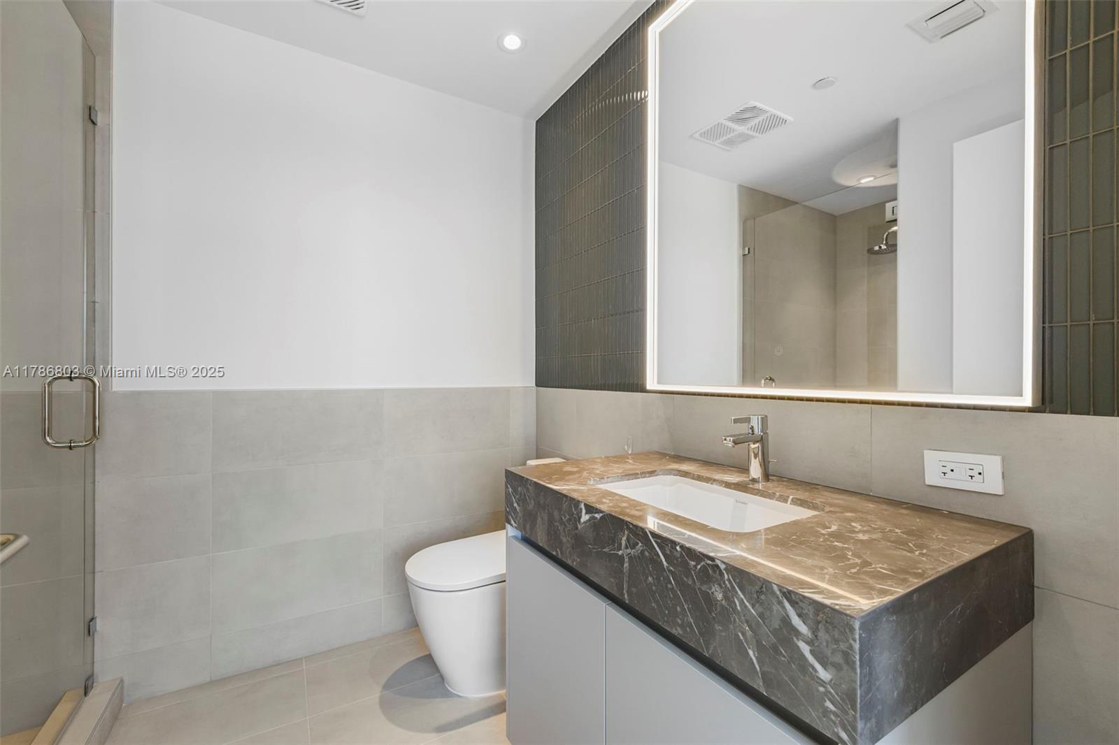500 Alton Road #902, Miami Beach FL 33139