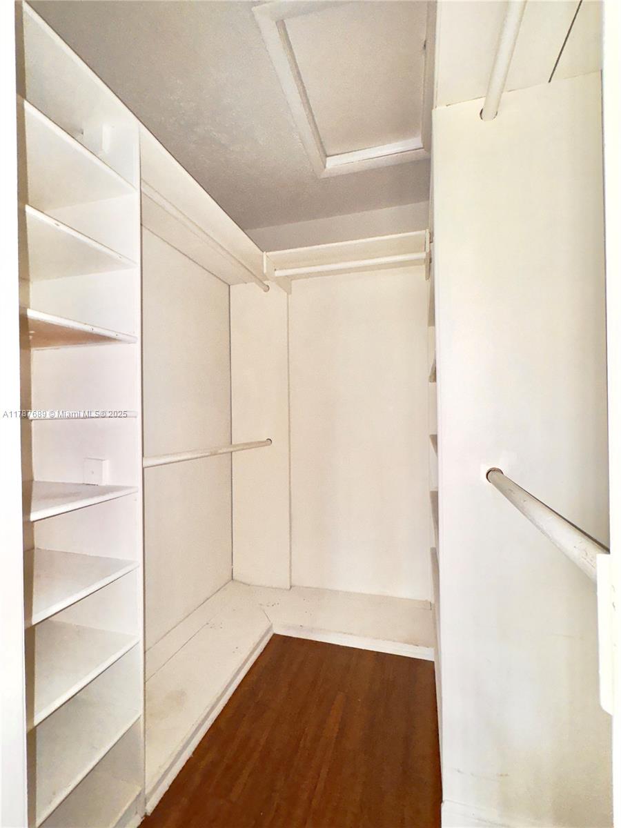Residential, Weston, Florida image 32