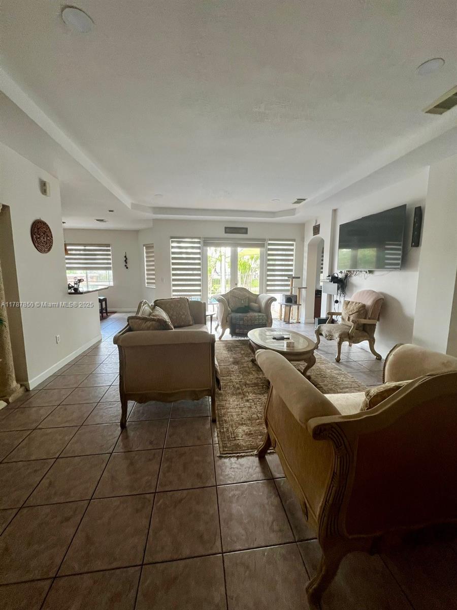 Property photo # 8