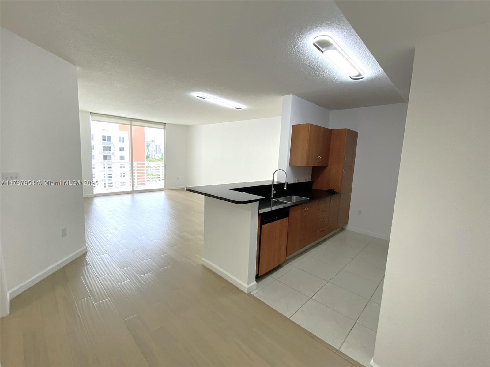 18800 NE 29th Ave #1028, Aventura, Florida image 3