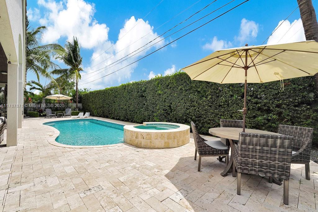 9980 NW 26th St, Doral, Florida image 49