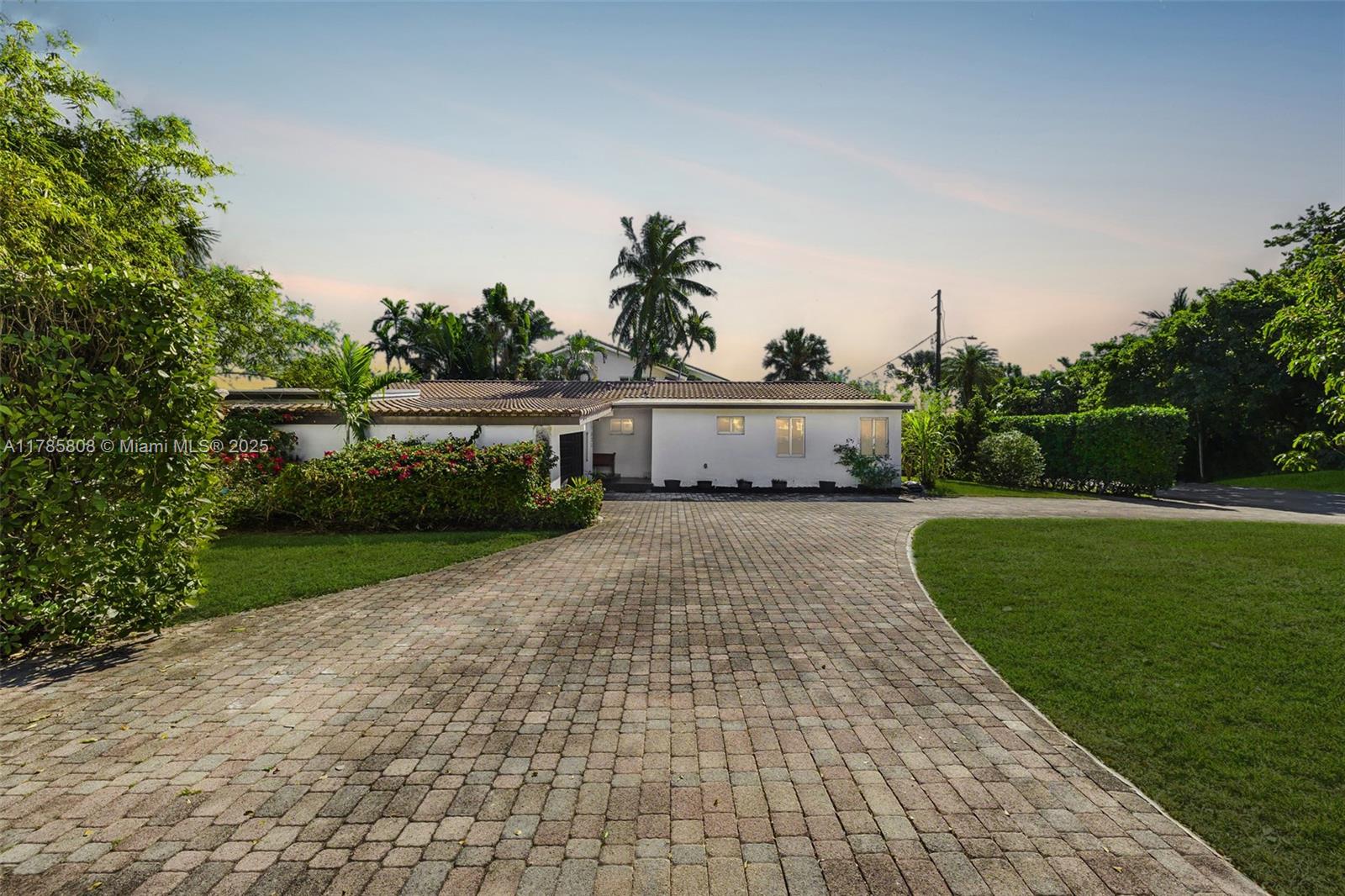 1805 117th Rd, North Miami, Florida 33181