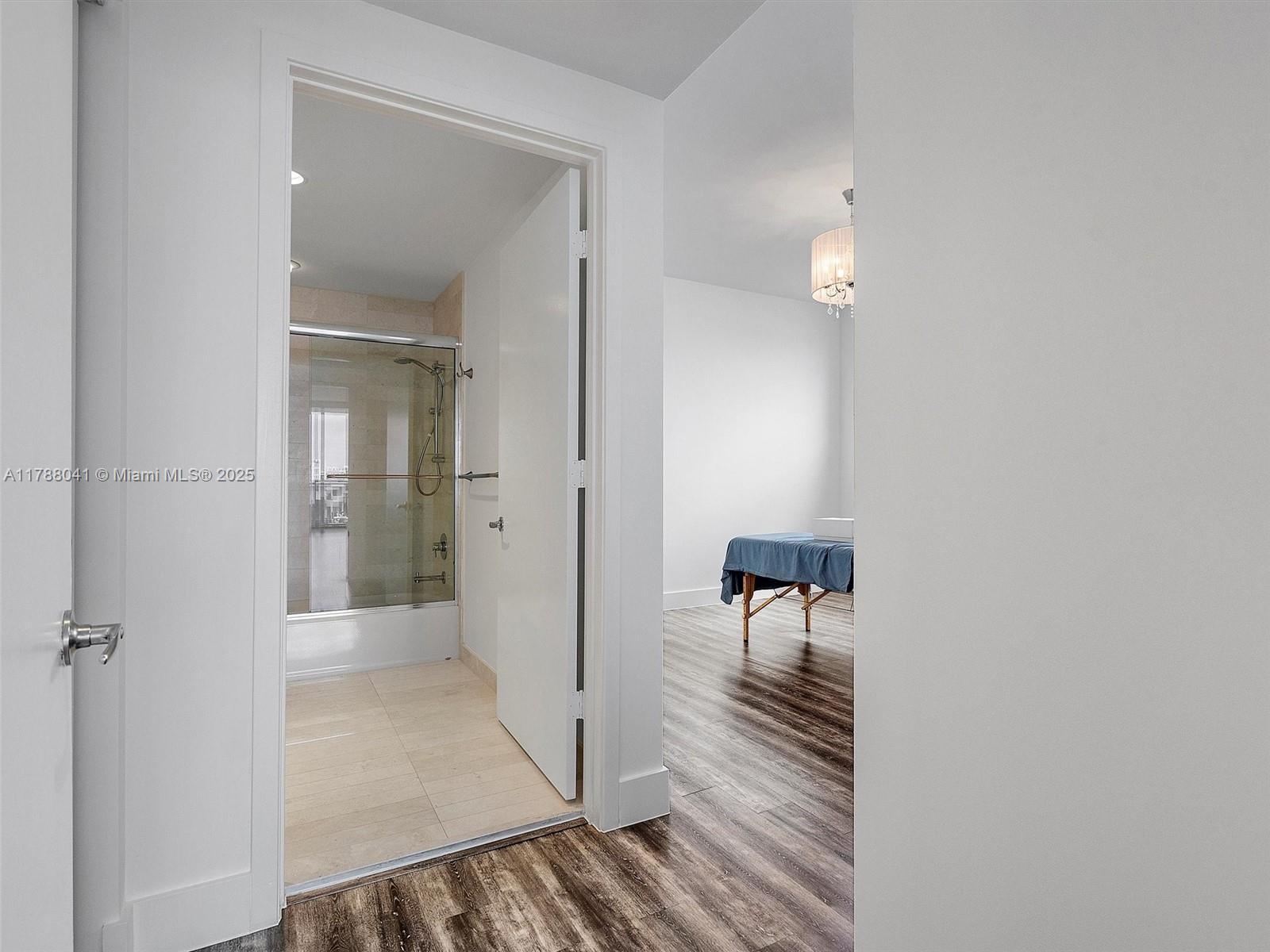 17111 Biscayne Blvd #401, North Miami Beach, Florida image 40