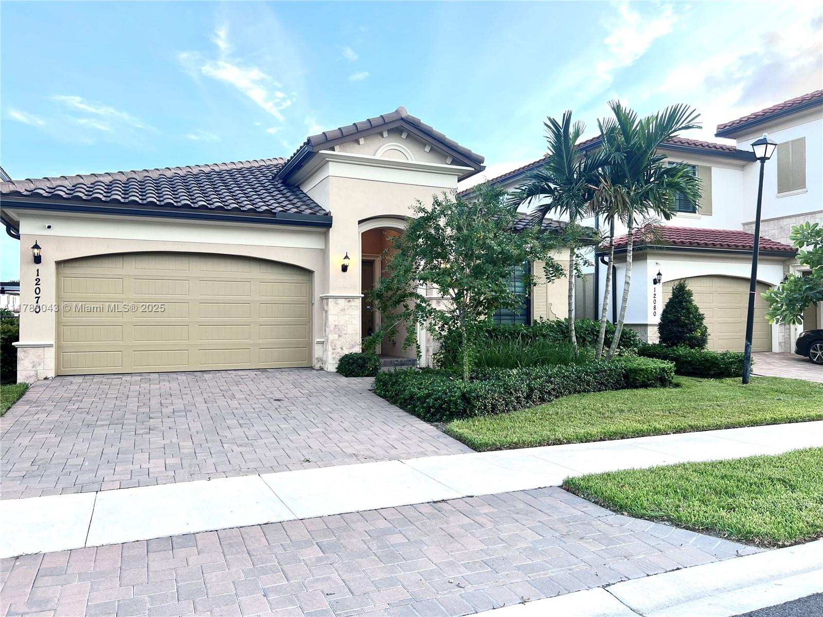 Property photo # 0