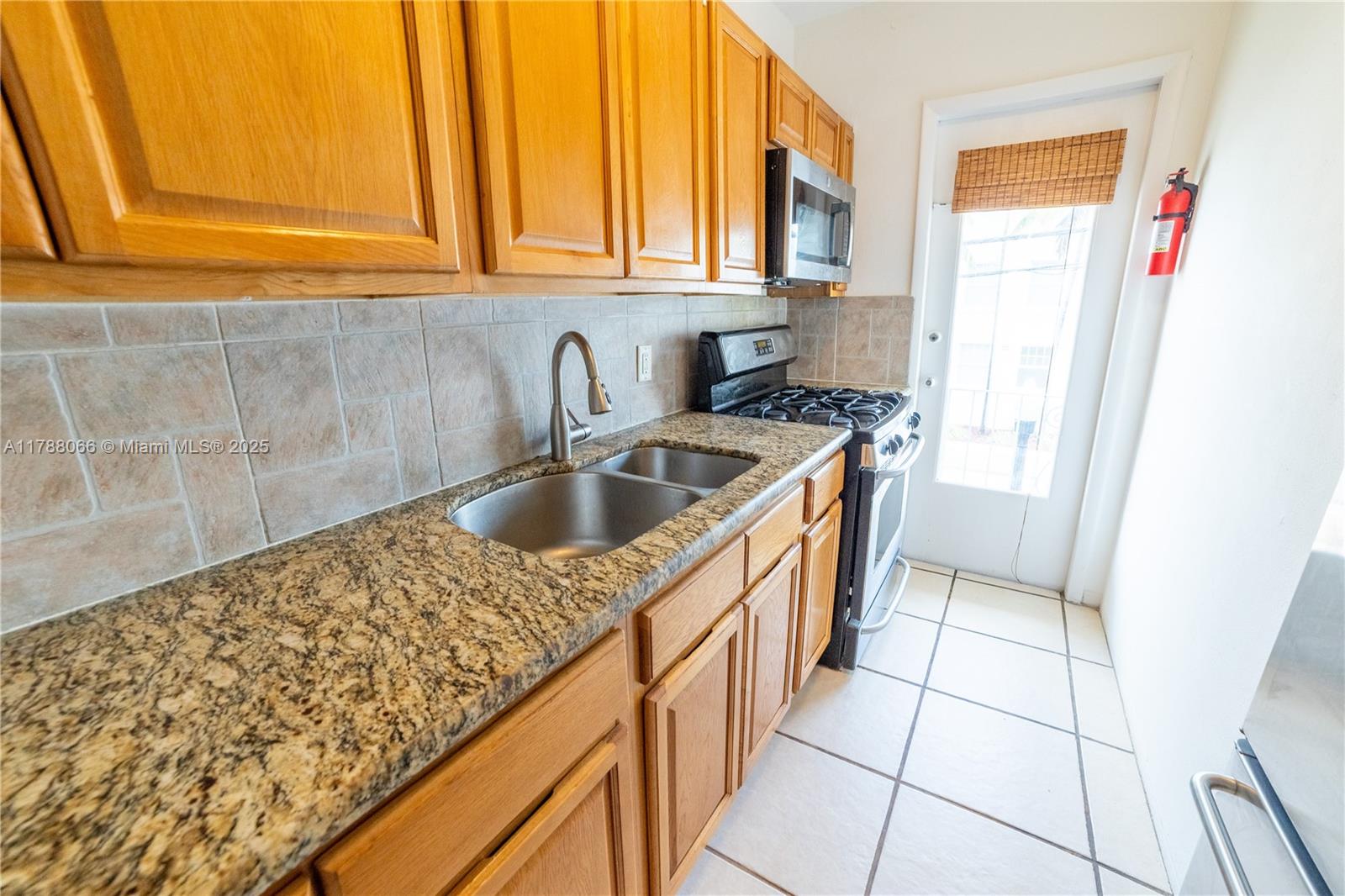 Property photo # 0