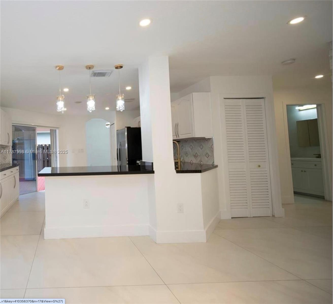 Property photo # 2