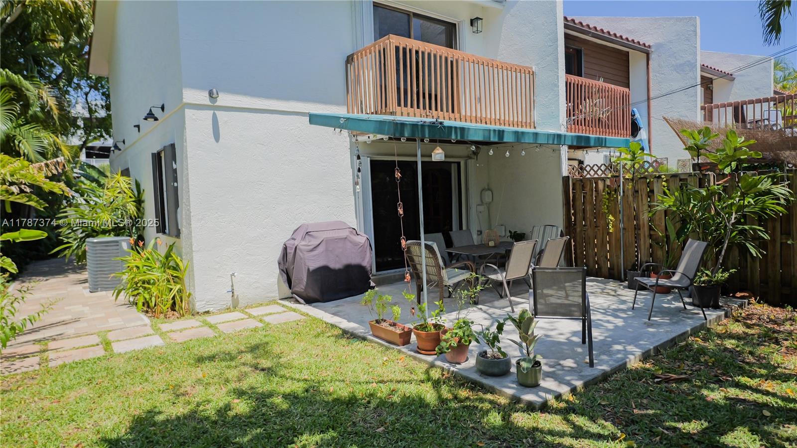 2520 NE 9th St, Fort Lauderdale, Florida image 25