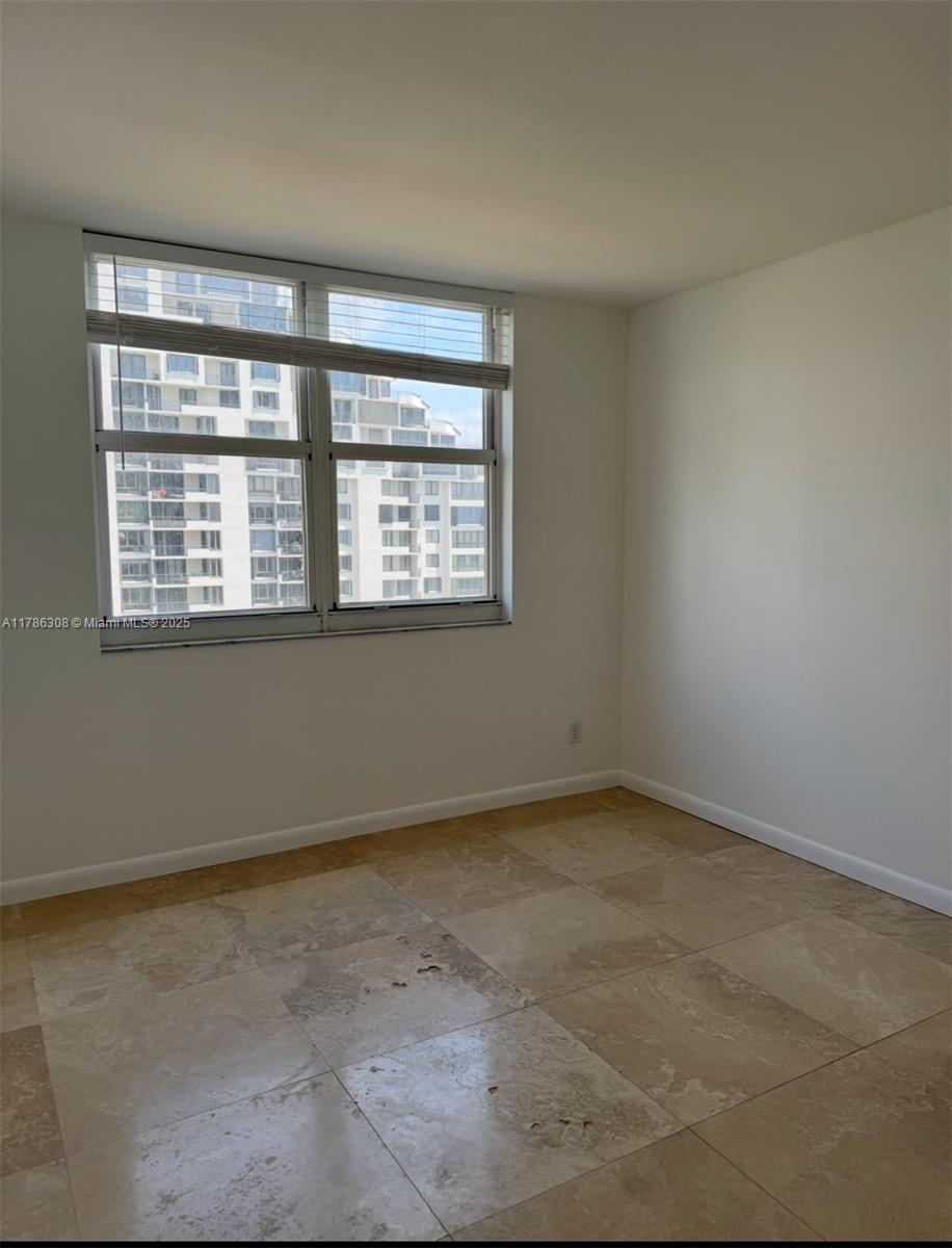 770 NE Claughton Island Dr #1103, Miami FL 33131