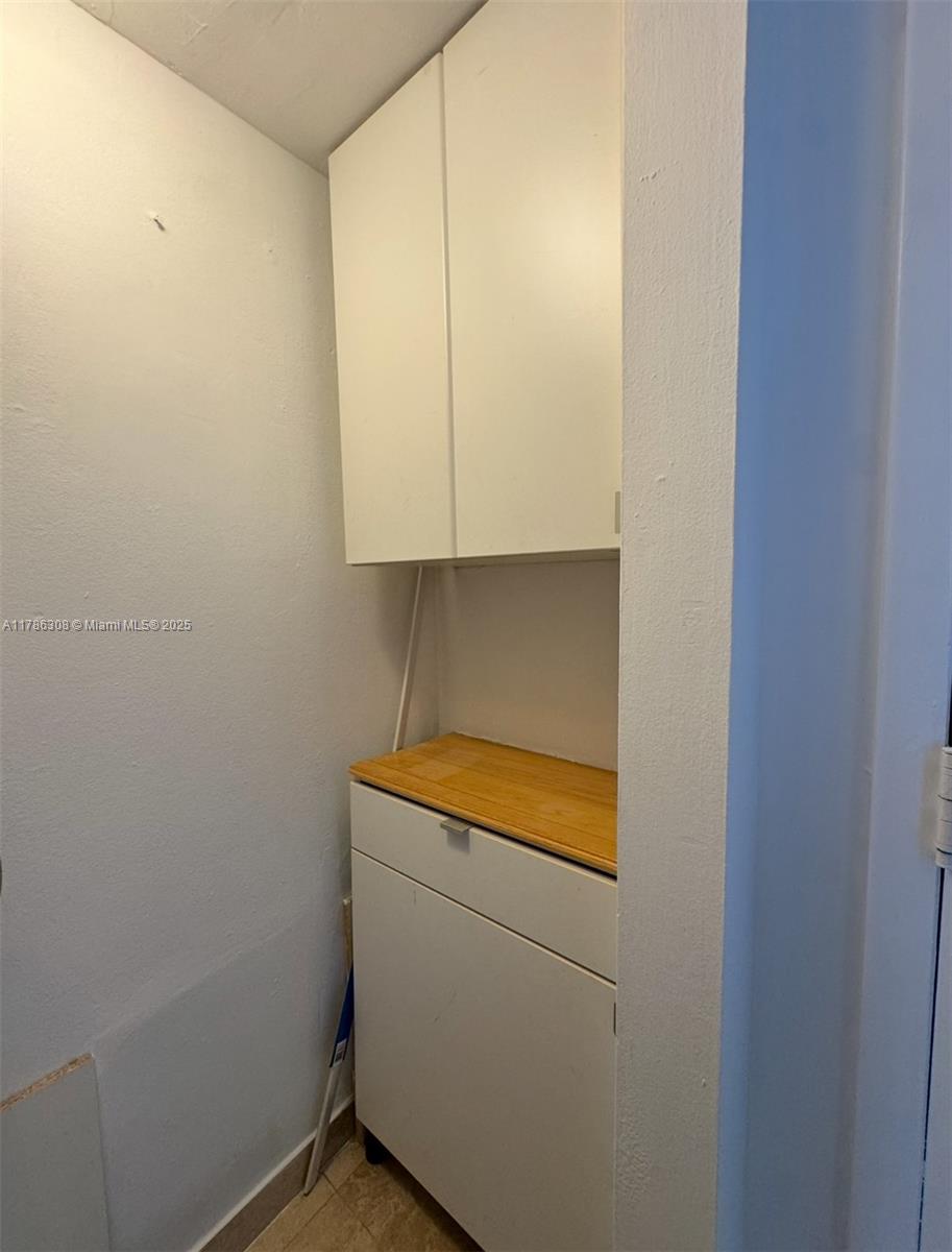 770 NE Claughton Island Dr #1103, Miami FL 33131