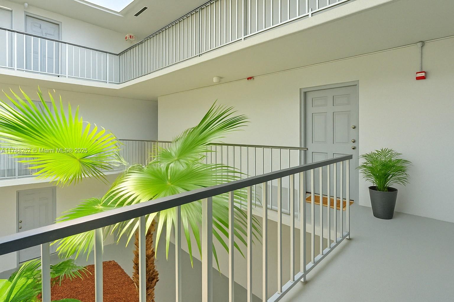 Listing Photo 9