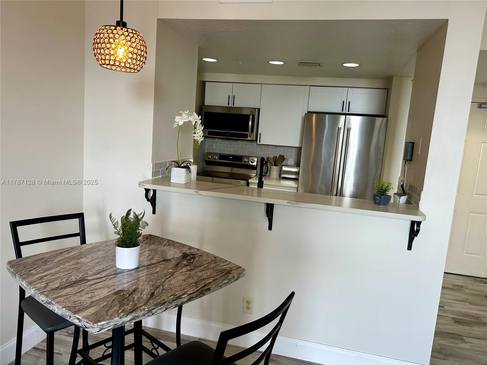 511 Lucerne Ave #408, Lake Worth, Florida image 1