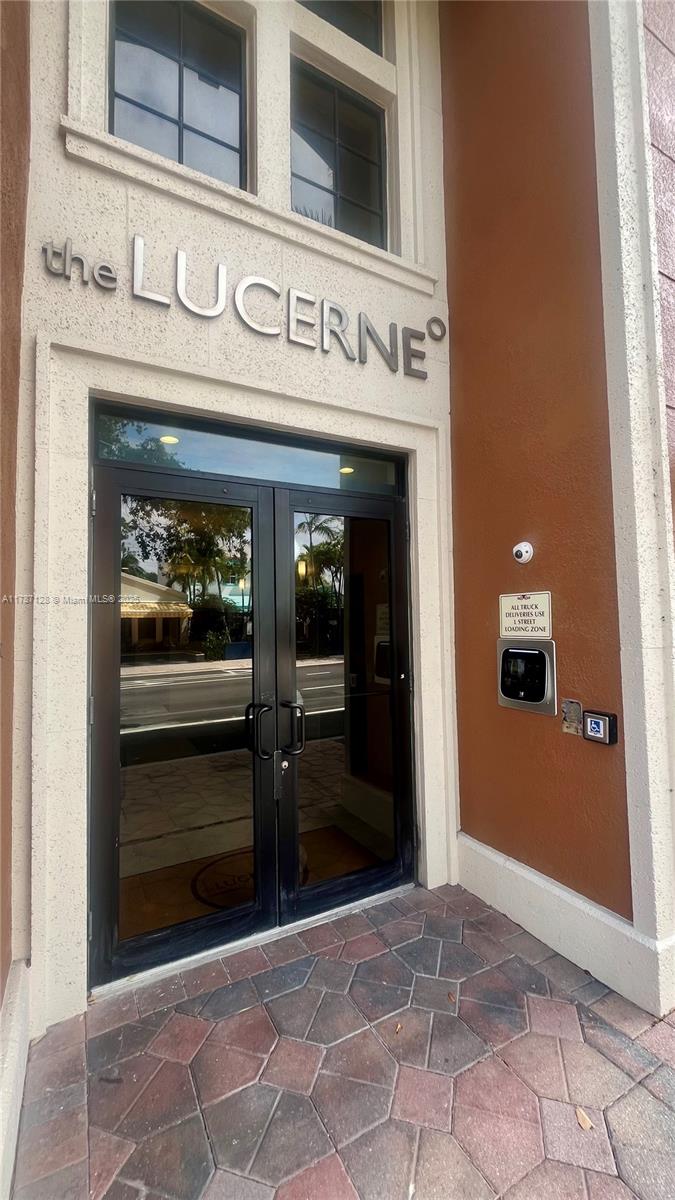 511 Lucerne Ave #408, Lake Worth, Florida image 4