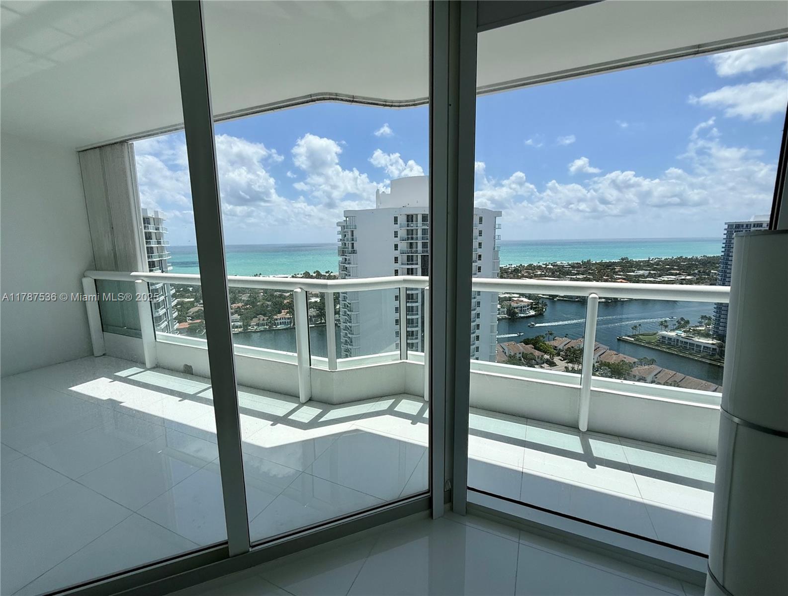 21055 Yacht Club Dr #3101, Aventura, Florida image 32