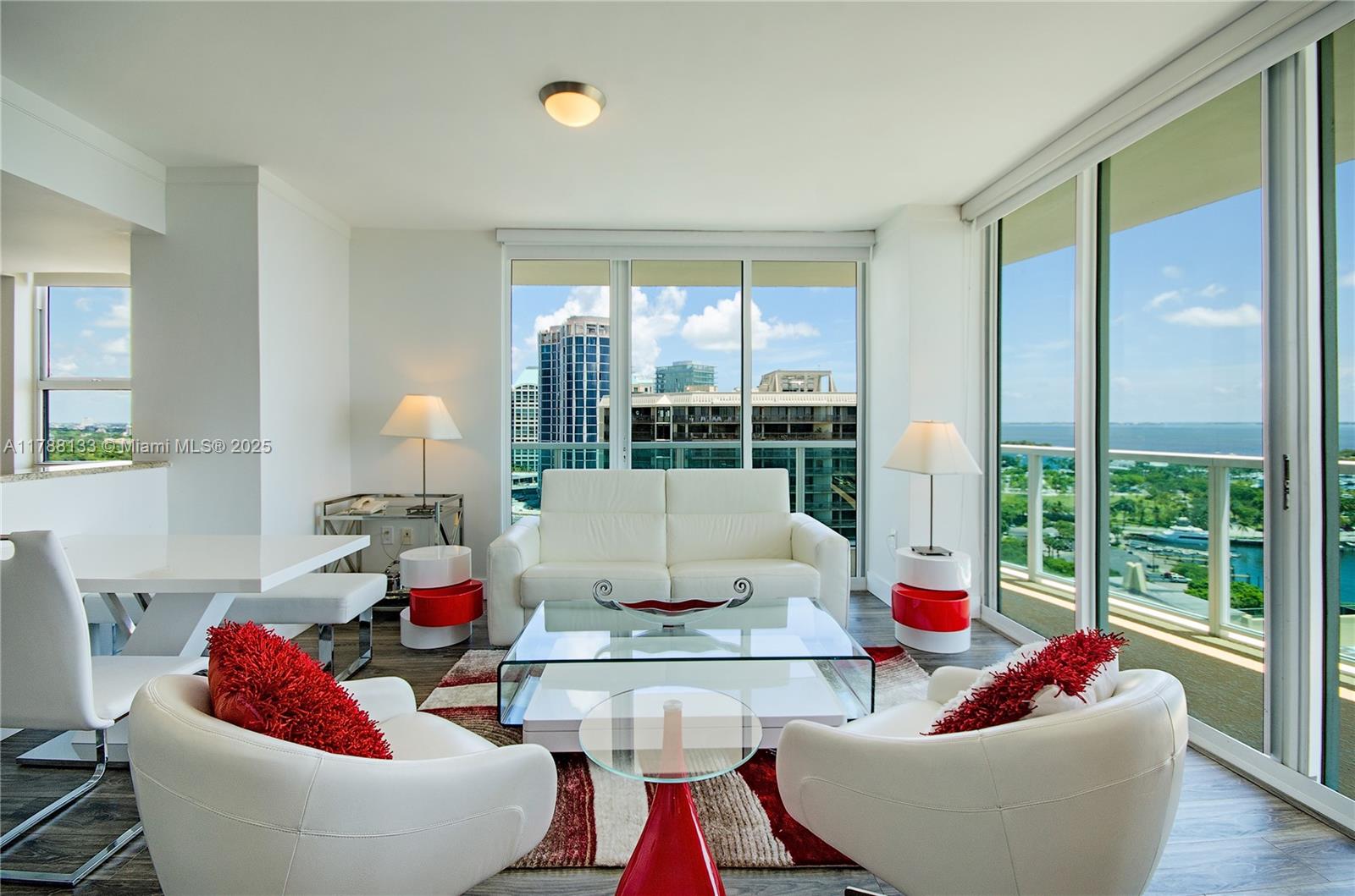 2889 Mcfarlane Rd #1601, Coconut Grove, Florida image 5