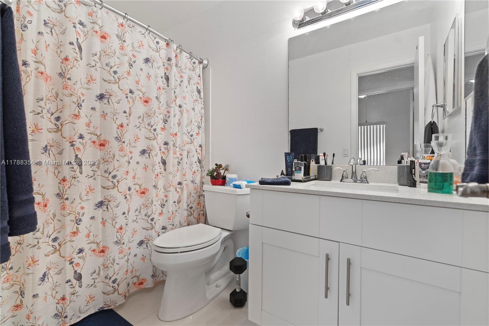 Listing Photo 12