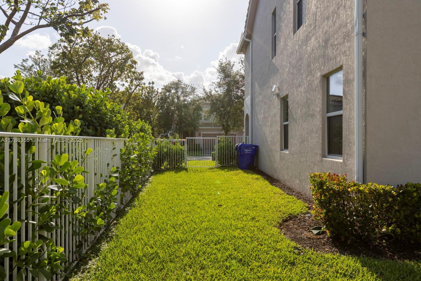 1105 Banyan Dr, Hollywood, Florida image 30