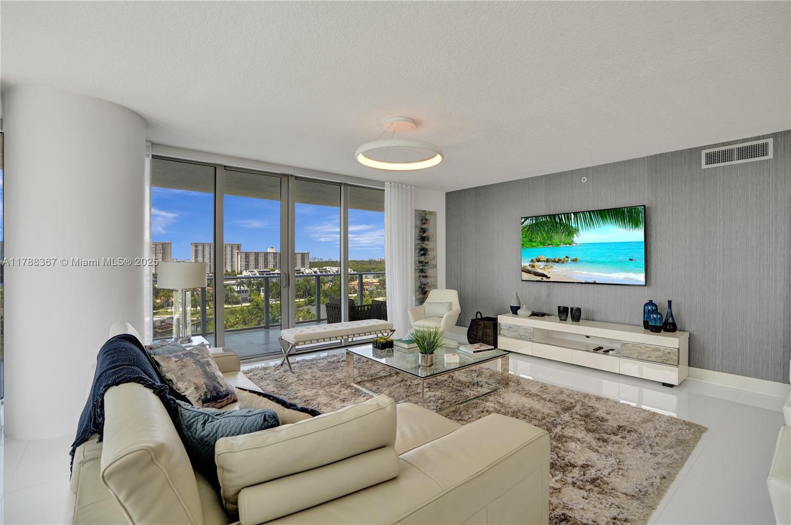 Apartamento en Alquiler en Sunny Isles Beach, FL