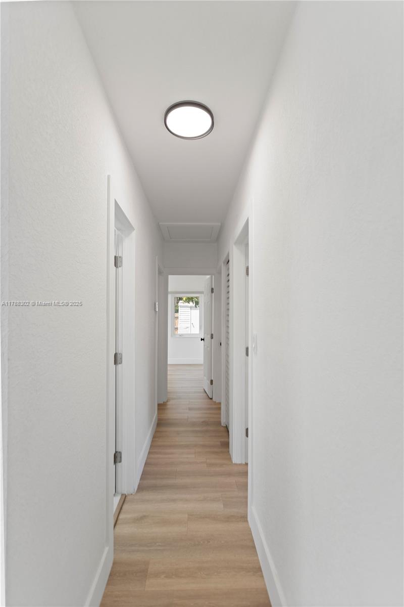 1345 NE 182nd St, North Miami Beach, Florida image 27