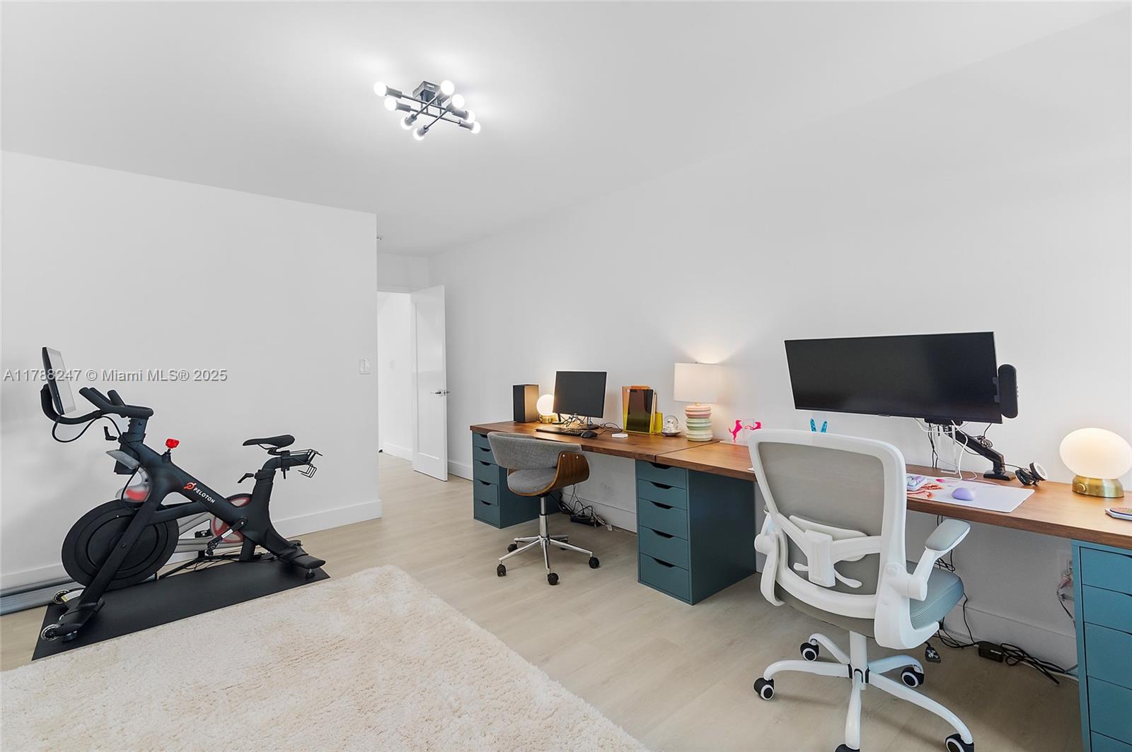 Listing Photo 18