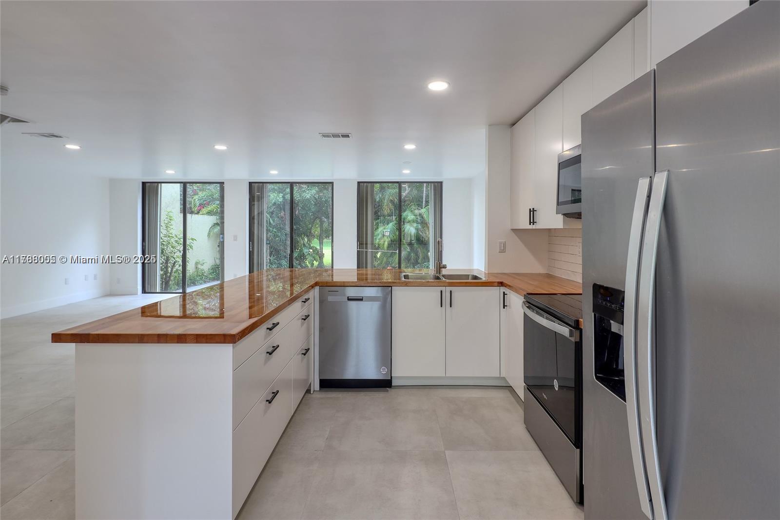 Property photo # 3
