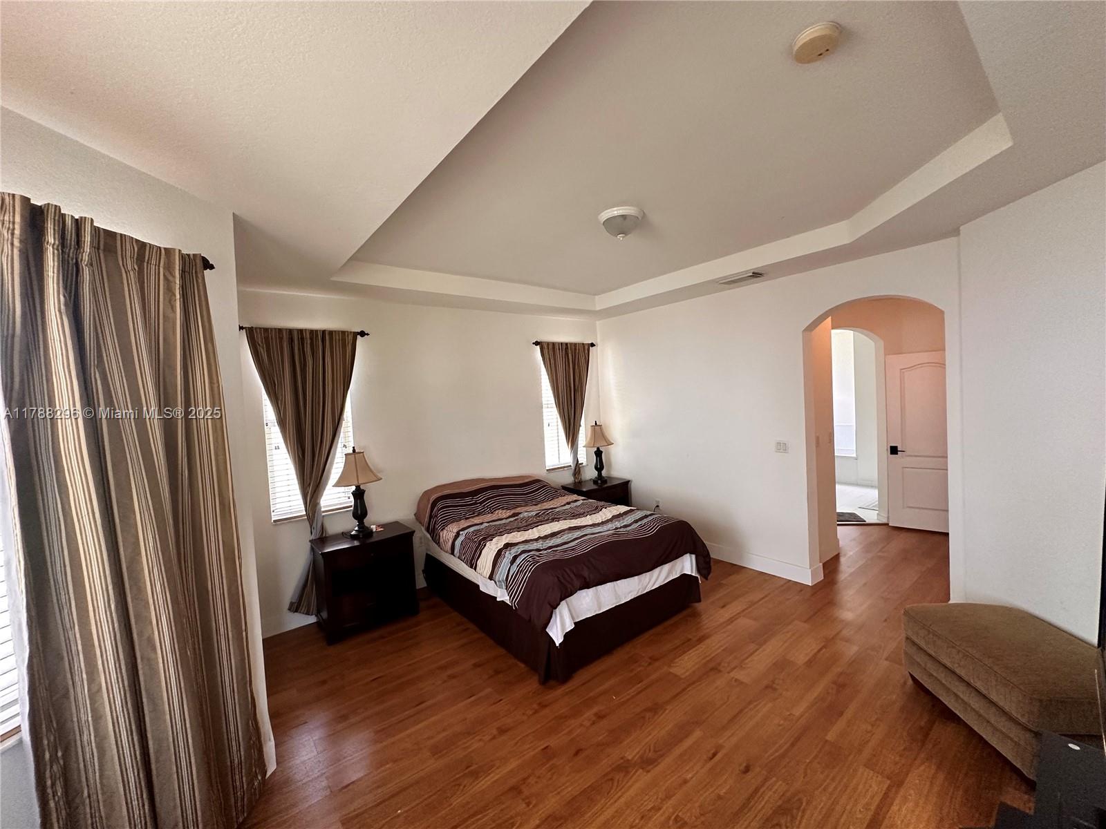 Residential, Doral, Florida image 17