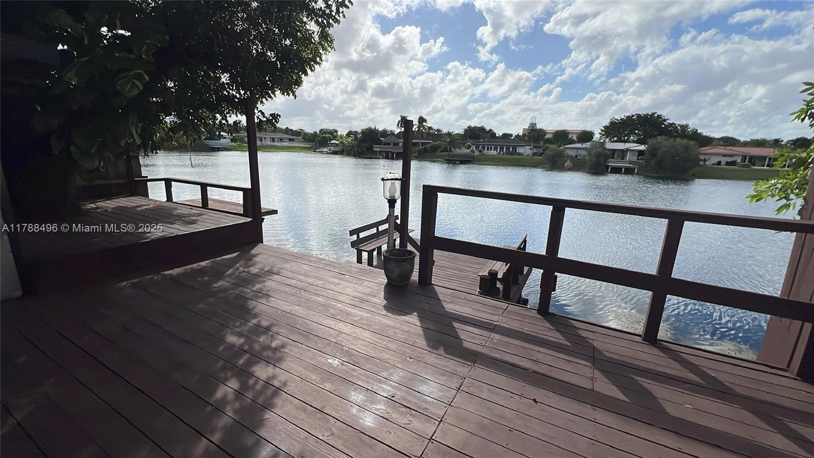 13922 Kendale Lakes Dr, Miami, Florida image 1