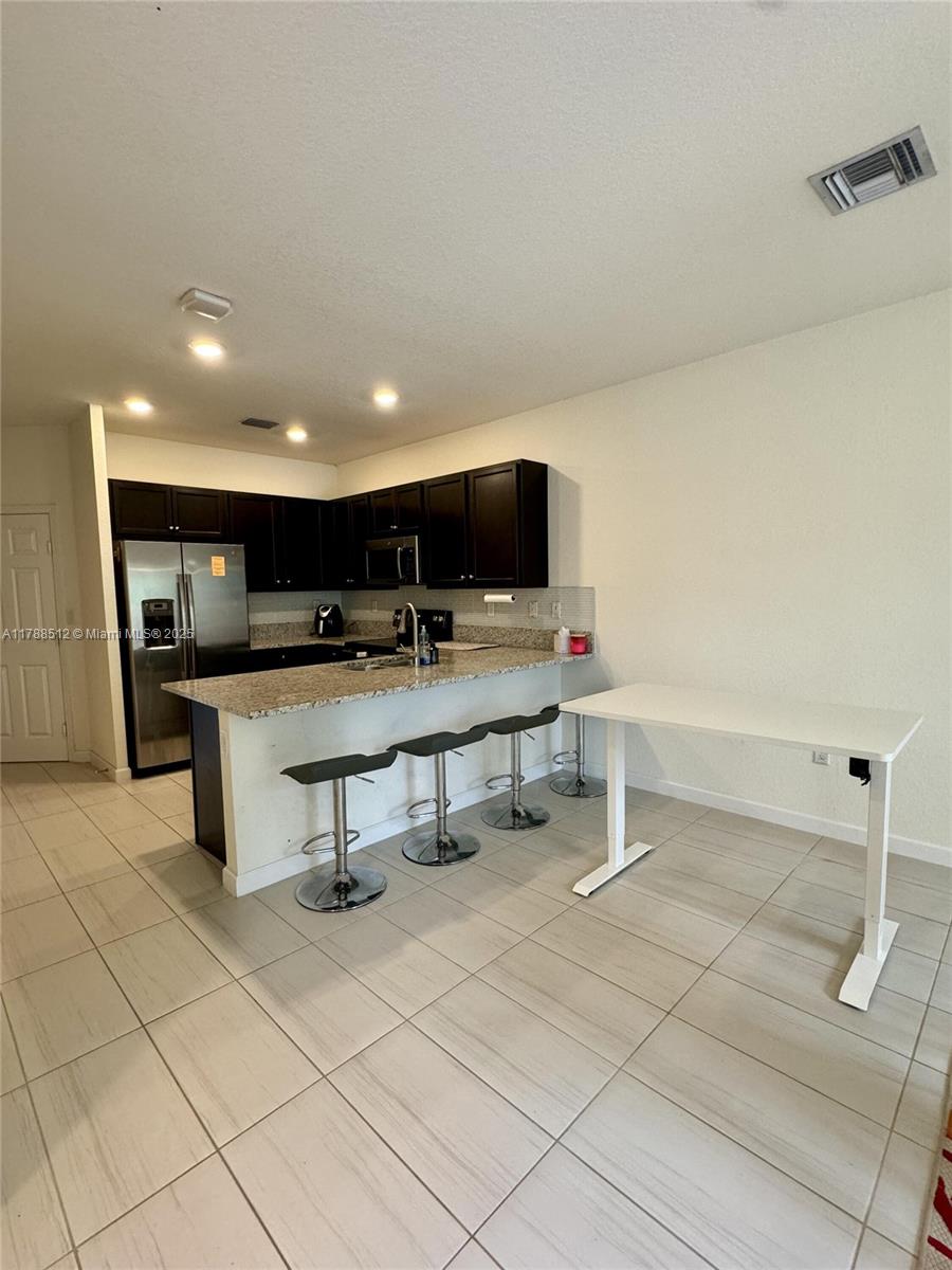 6532 S Anise Ct, Davie, Florida image 3