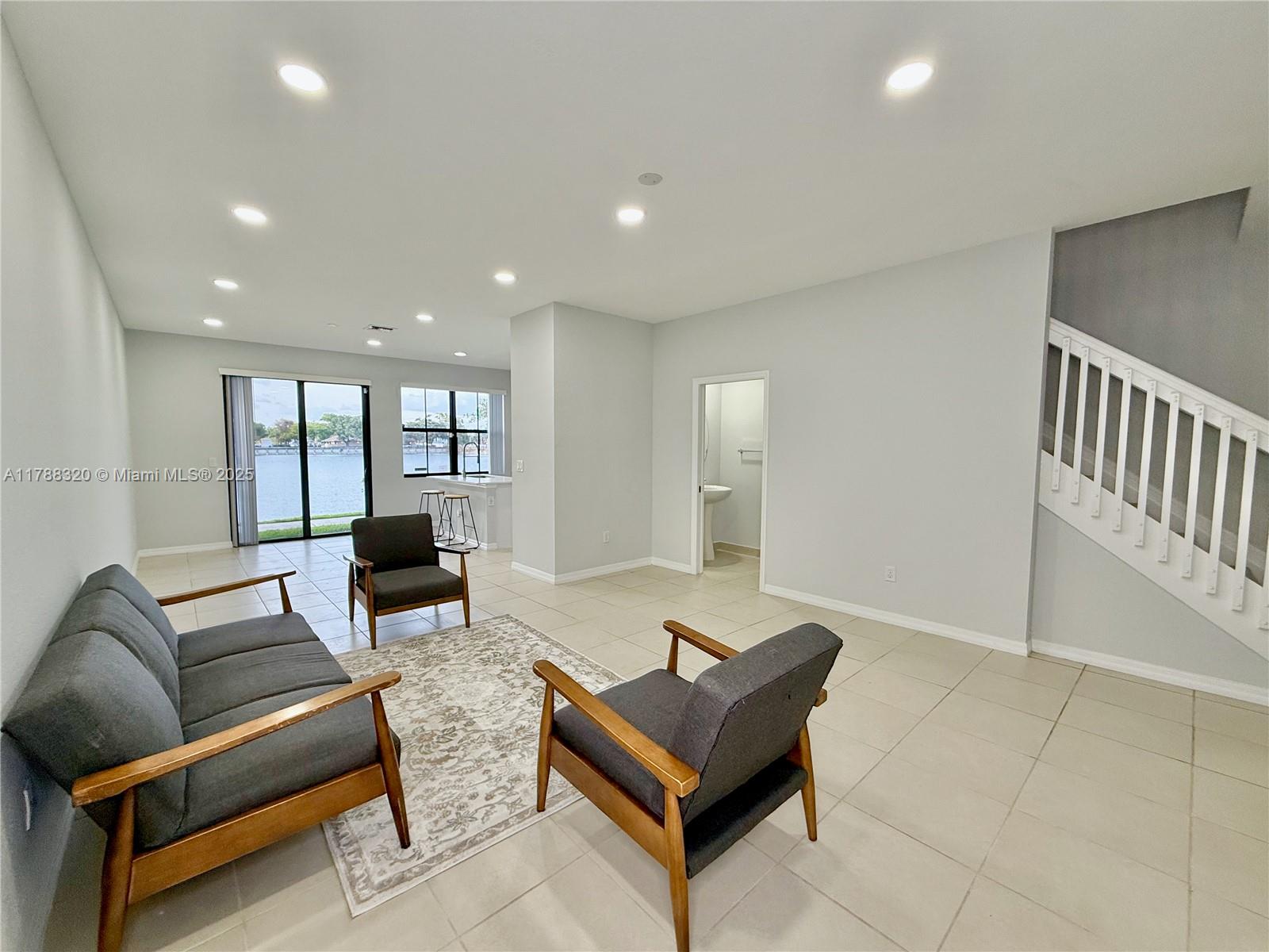 1047 NW 33rd Mnr, Pompano Beach, Florida image 3