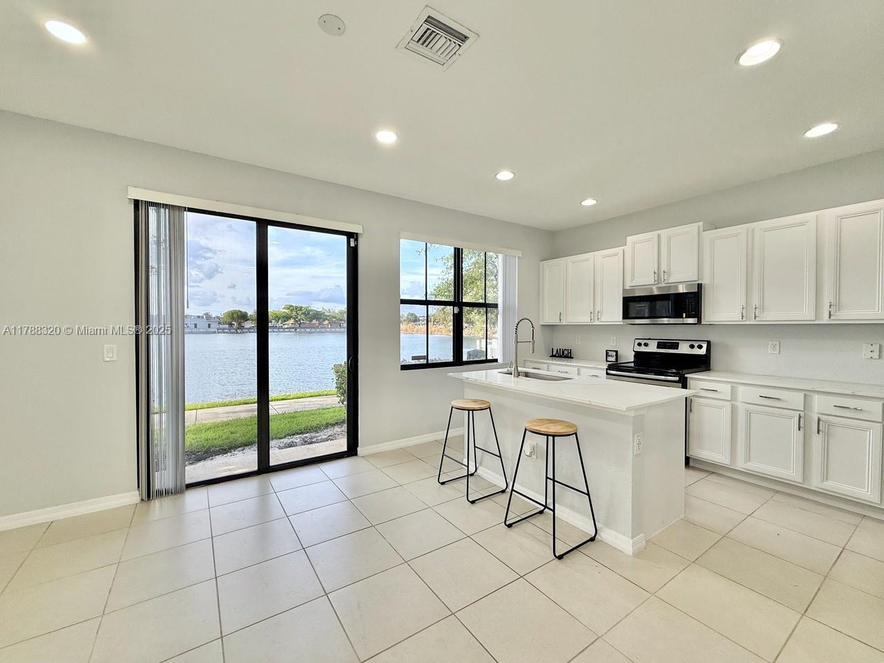 1047 NW 33rd Mnr, Pompano Beach, Florida image 9