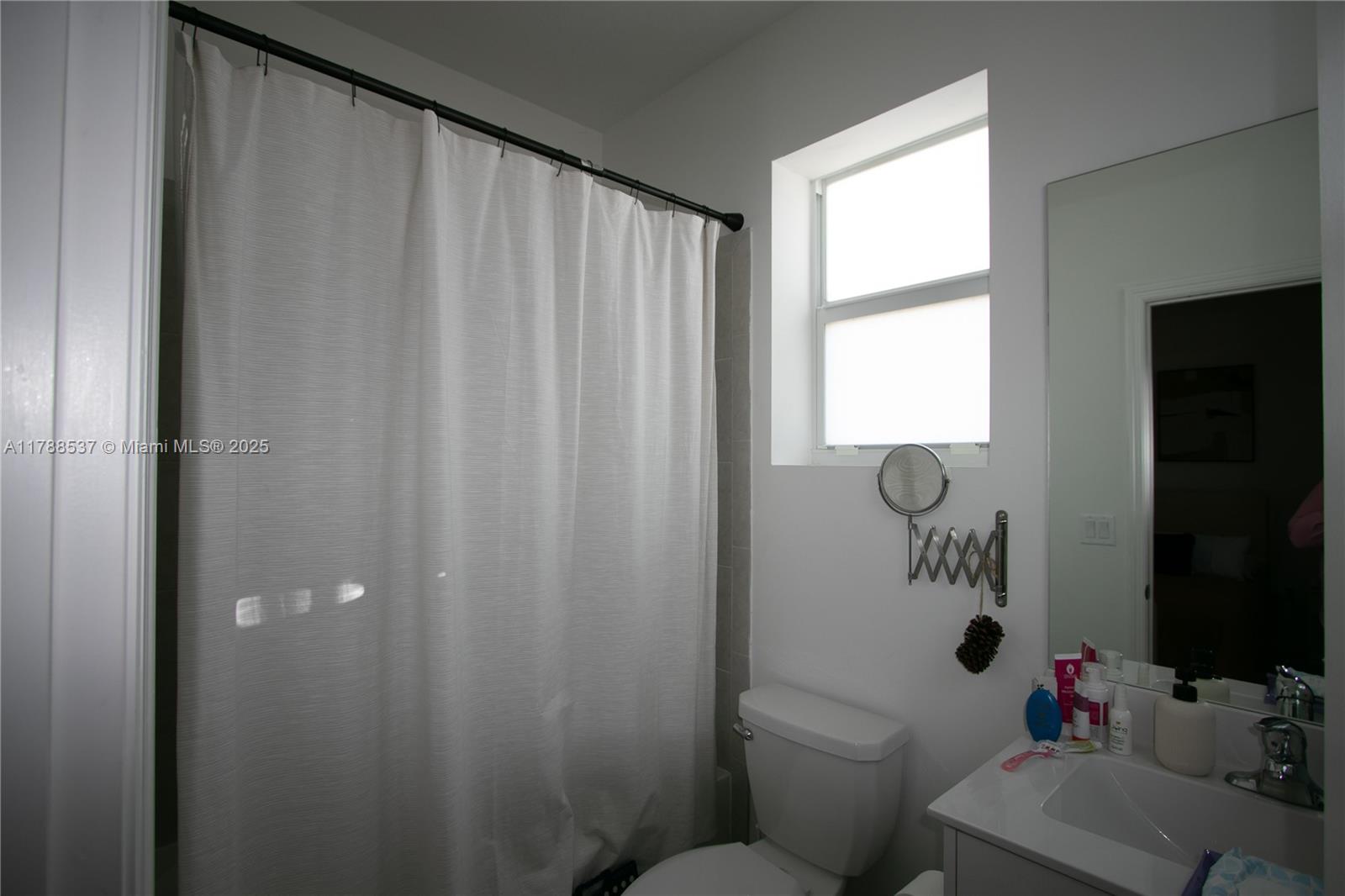 12236 NW 23rd Path, Miami, Florida image 22