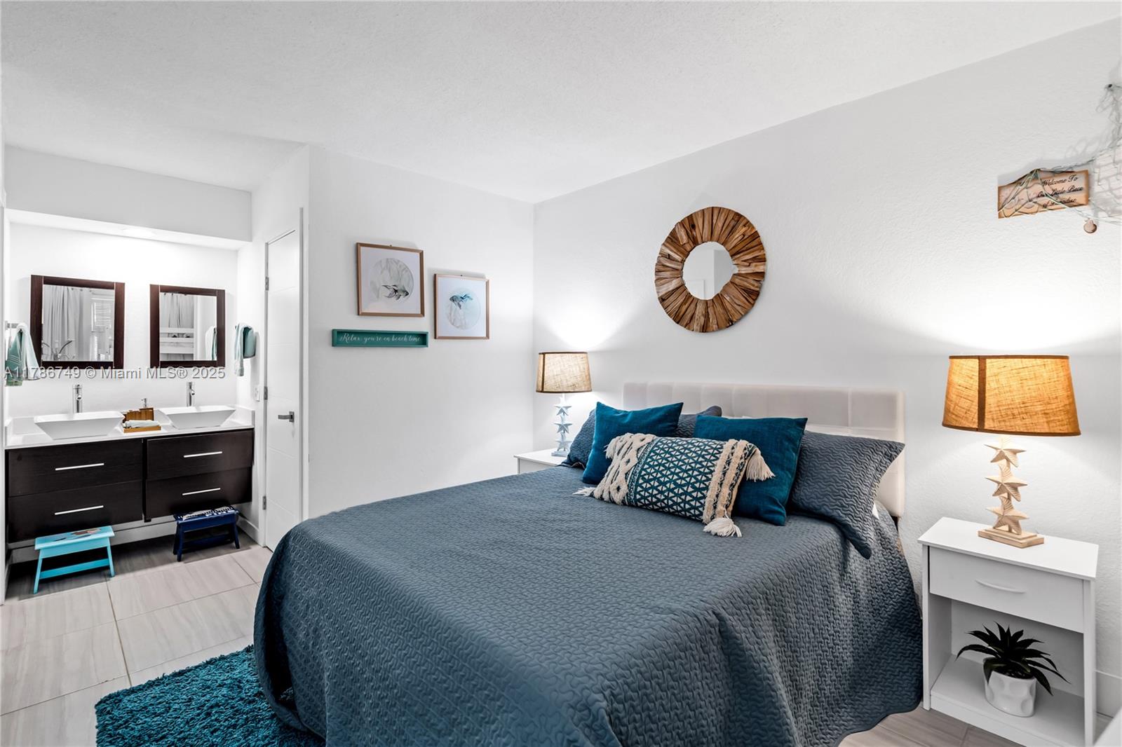 455 Paradise Isle Blvd #106, Hallandale Beach, Florida image 13