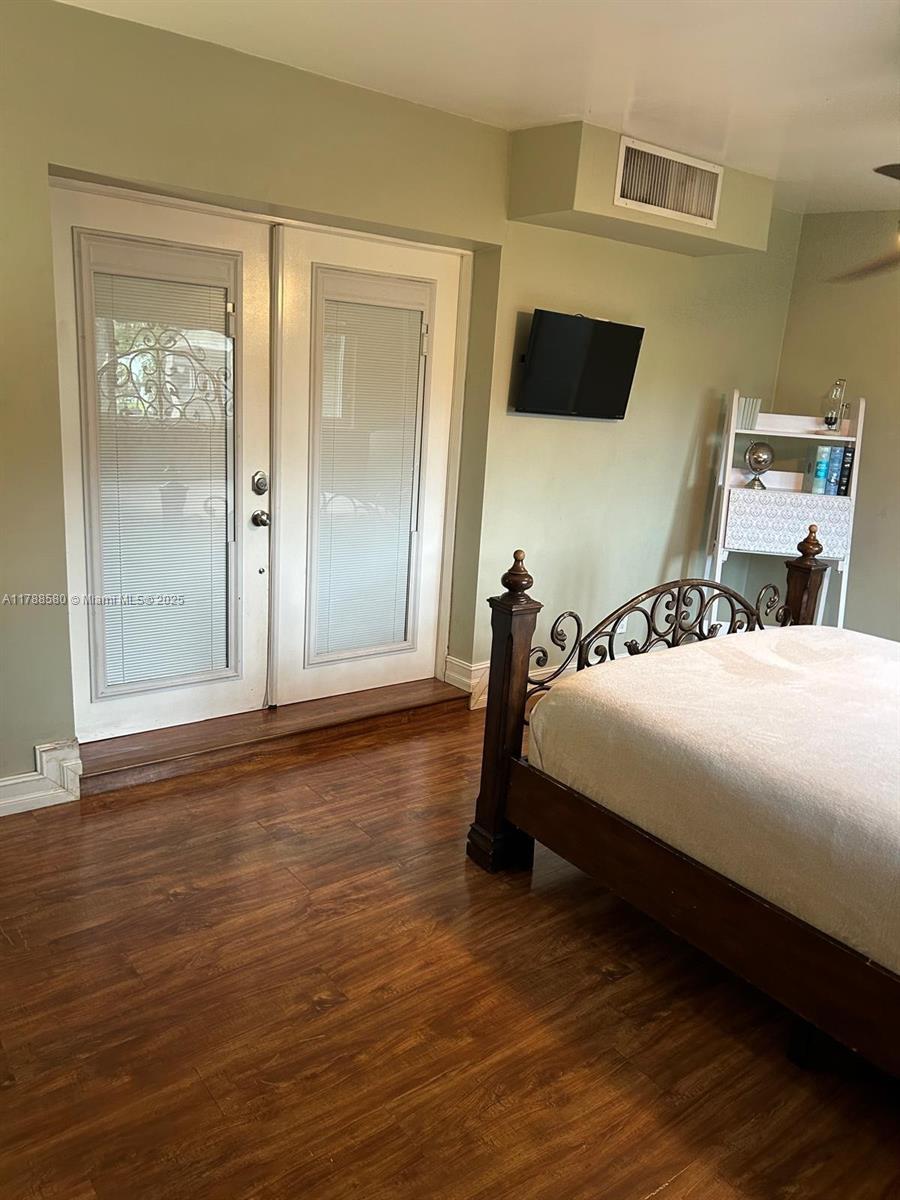 6472 Johnson St, Hollywood, Florida image 10