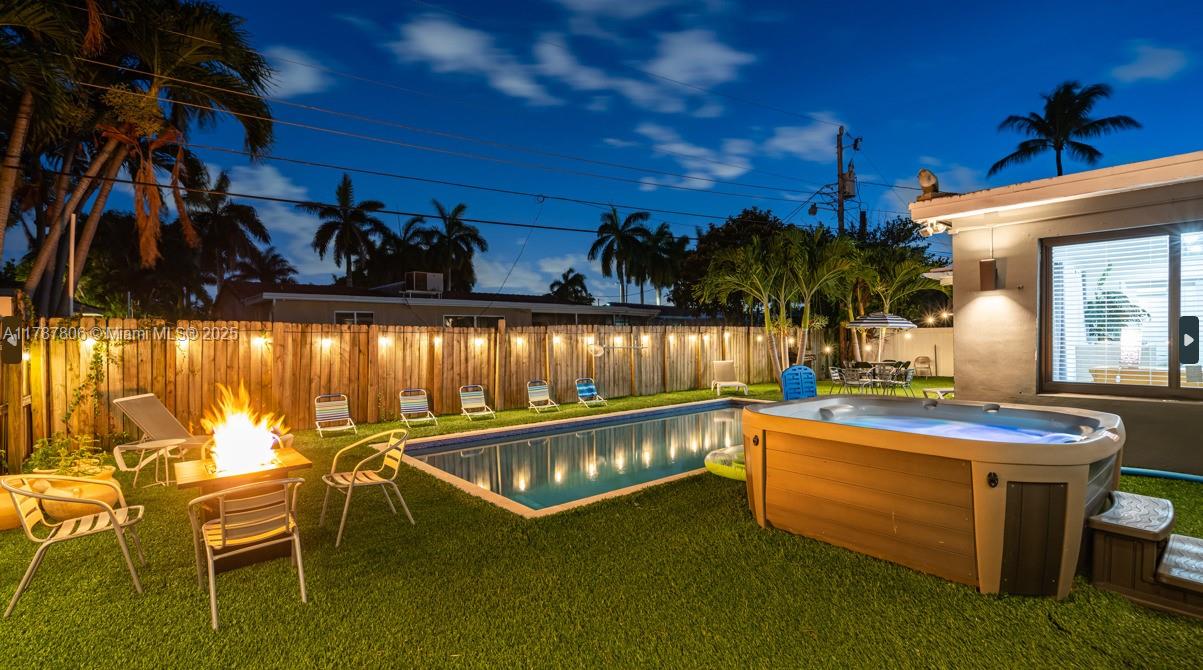 1024 NE 4th St, Hallandale Beach, Florida image 2