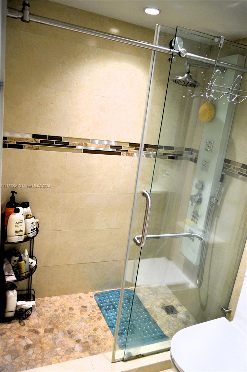 6804 NW 166th Ter #603, Miami Lakes, Florida image 27
