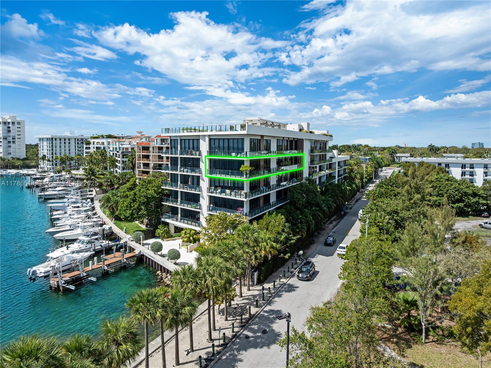 3581 E Glencoe St #502, Miami FL 33133