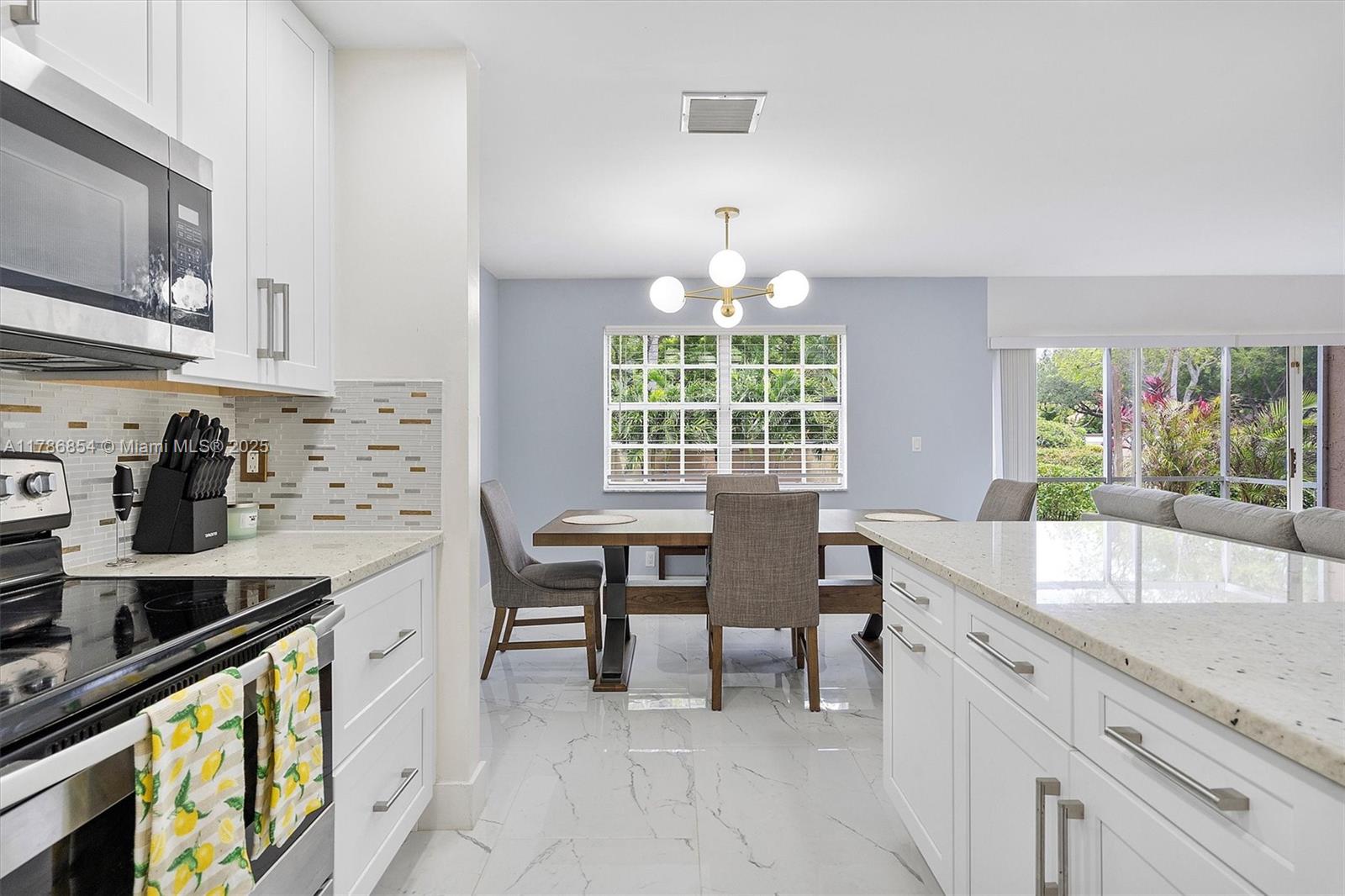 5001 Riverside Dr #303, Coral Springs, Florida image 7