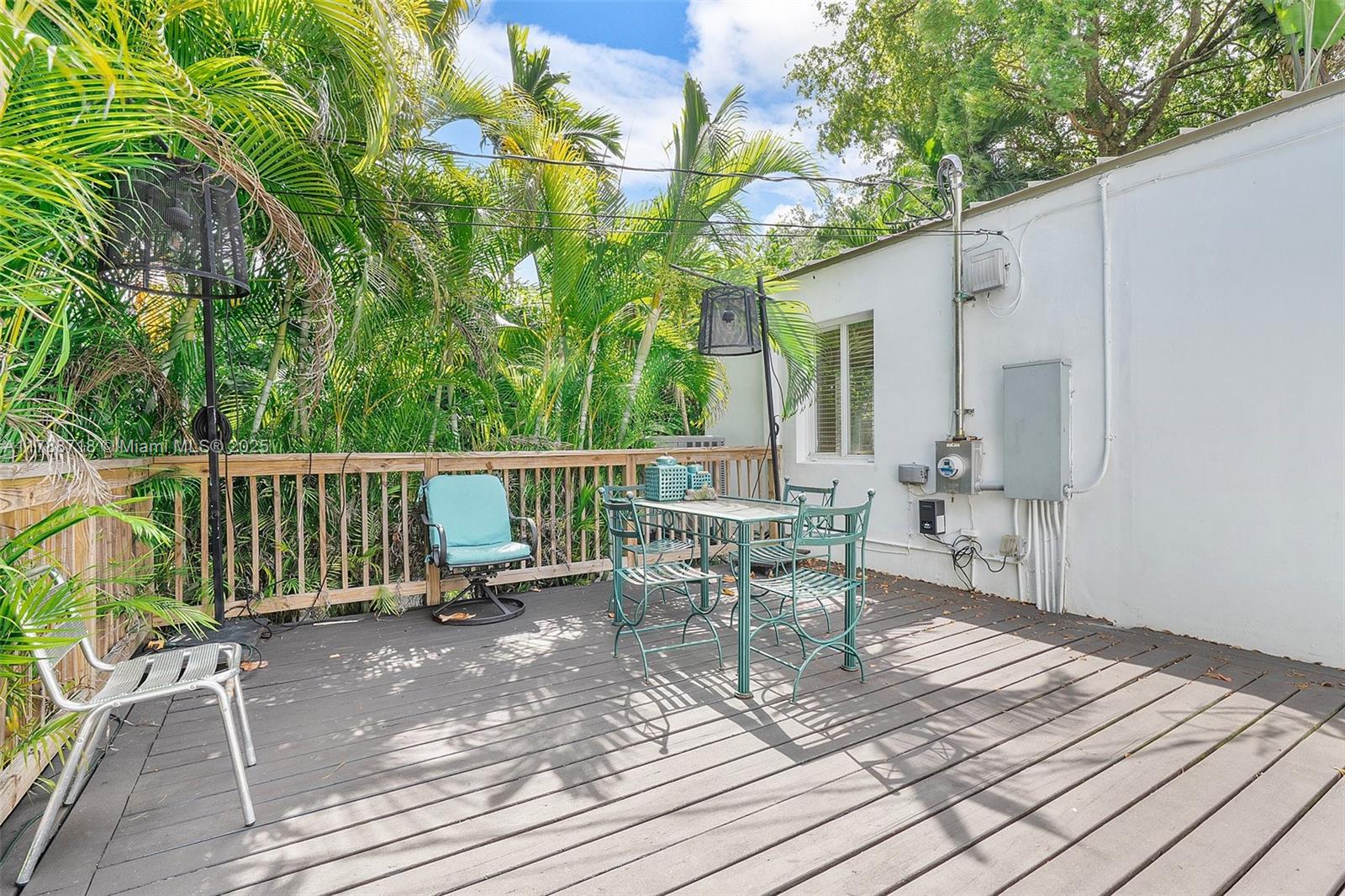 1055 NE 120th St, Biscayne Park, Florida image 38