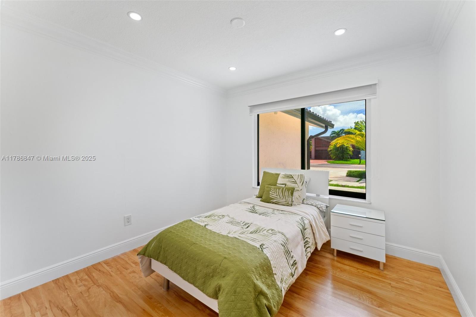 Listing Photo 20