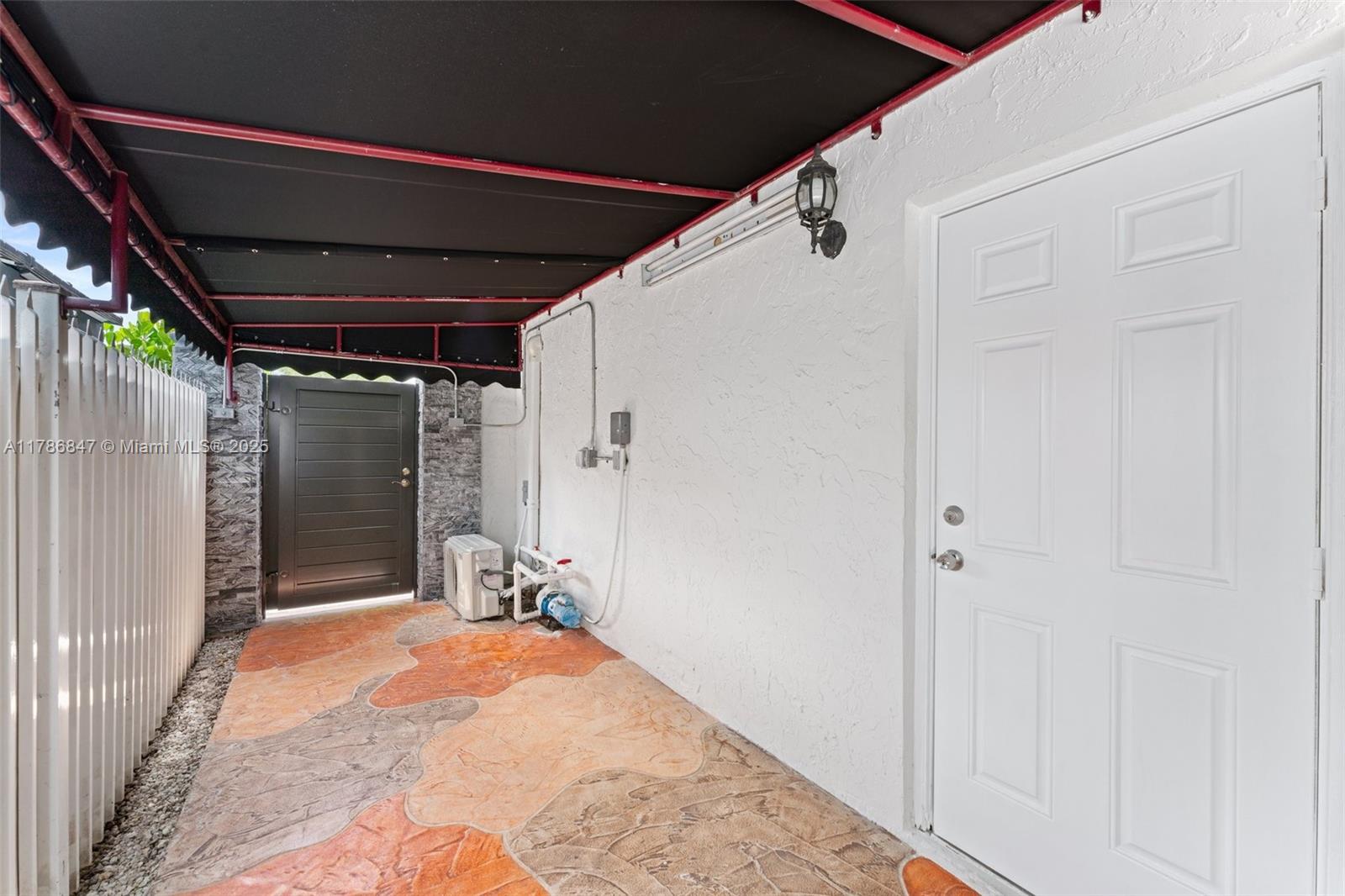 Listing Photo 29