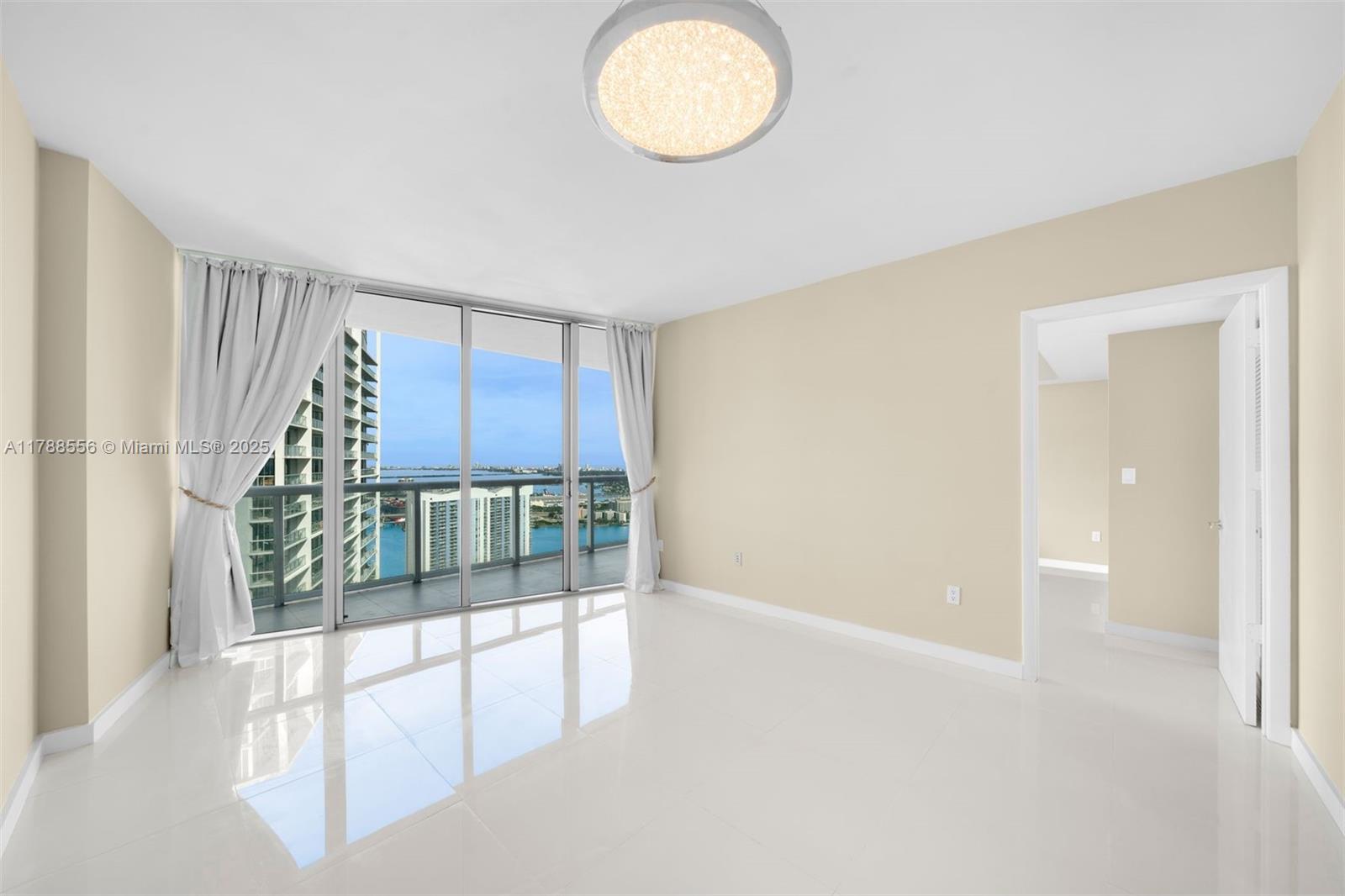 495 Brickell Ave #5208, Miami FL 33131