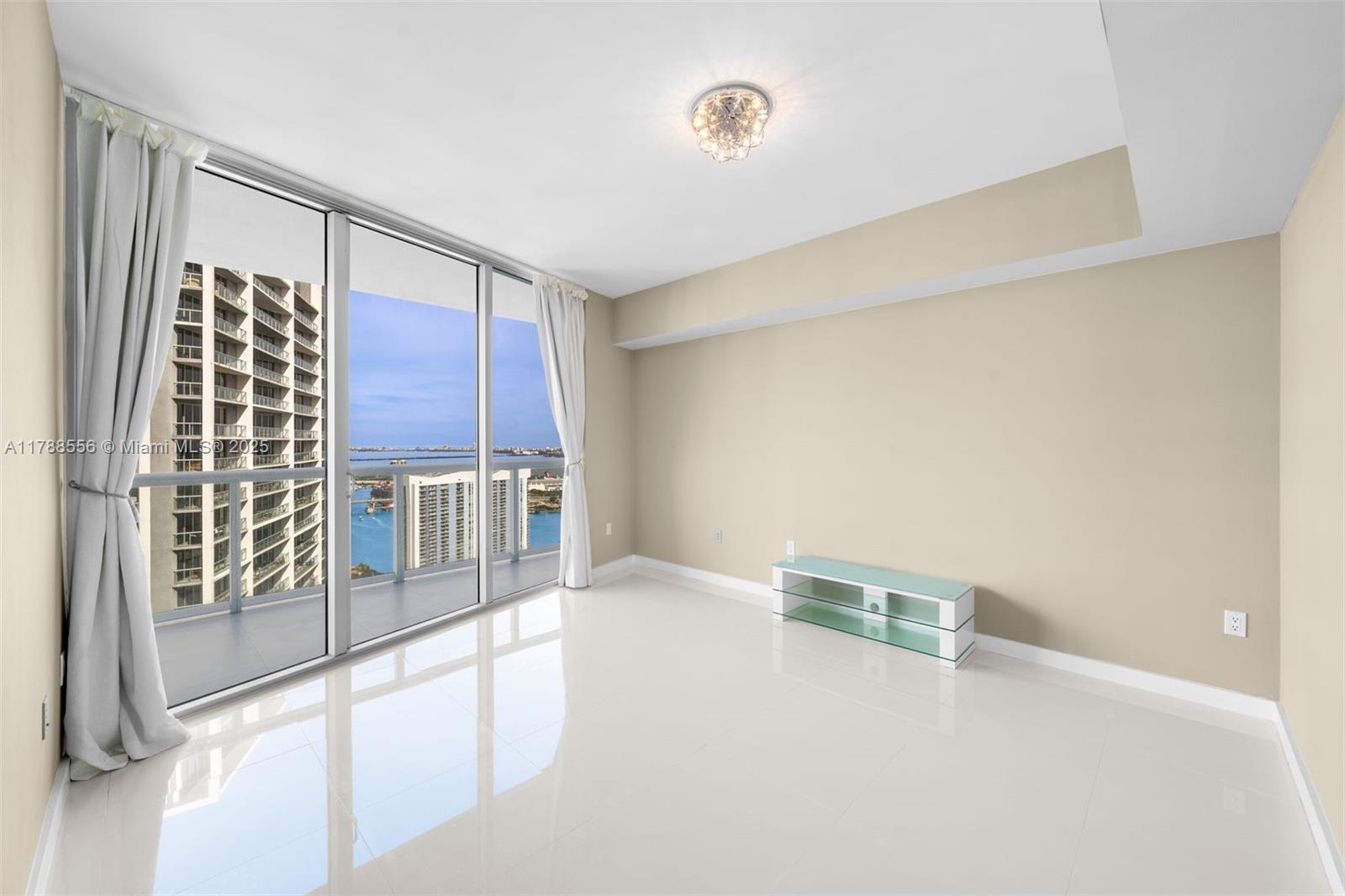 495 Brickell Ave #5208, Miami FL 33131