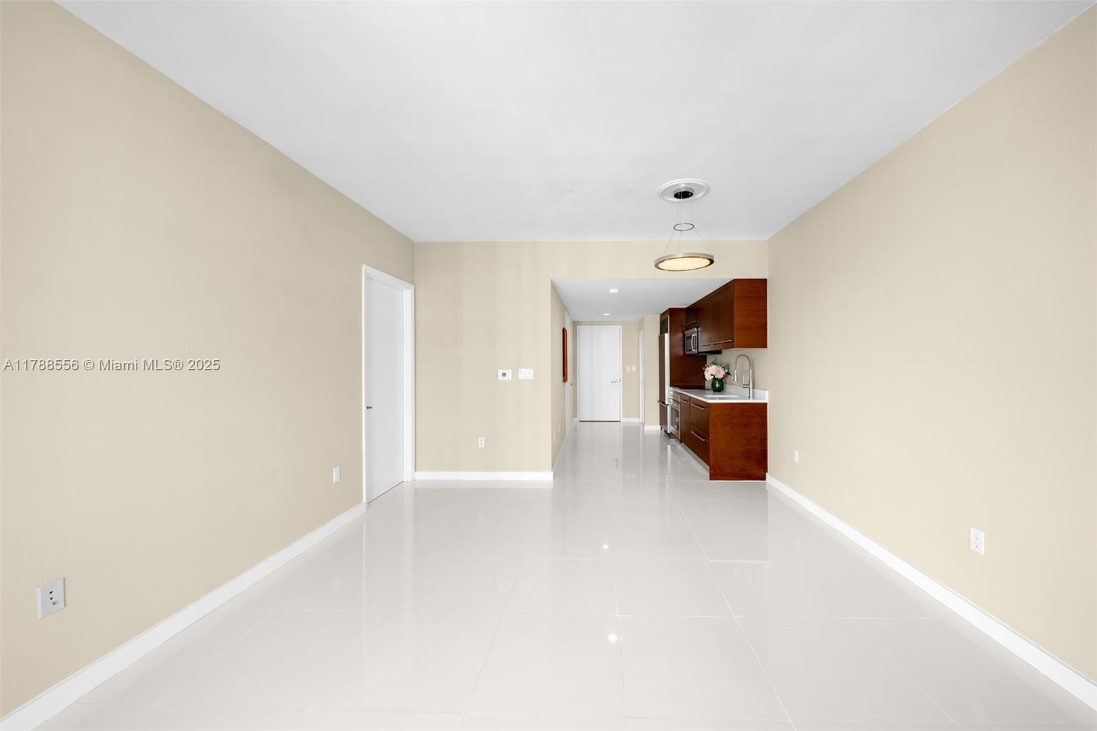 495 Brickell Ave #5208, Miami FL 33131