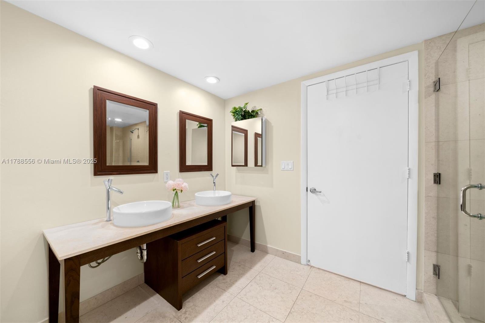 495 Brickell Ave #5208, Miami FL 33131