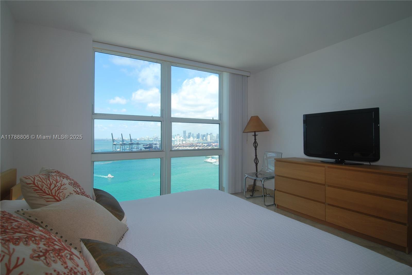 90 Alton Rd #2708, Miami Beach FL 33139