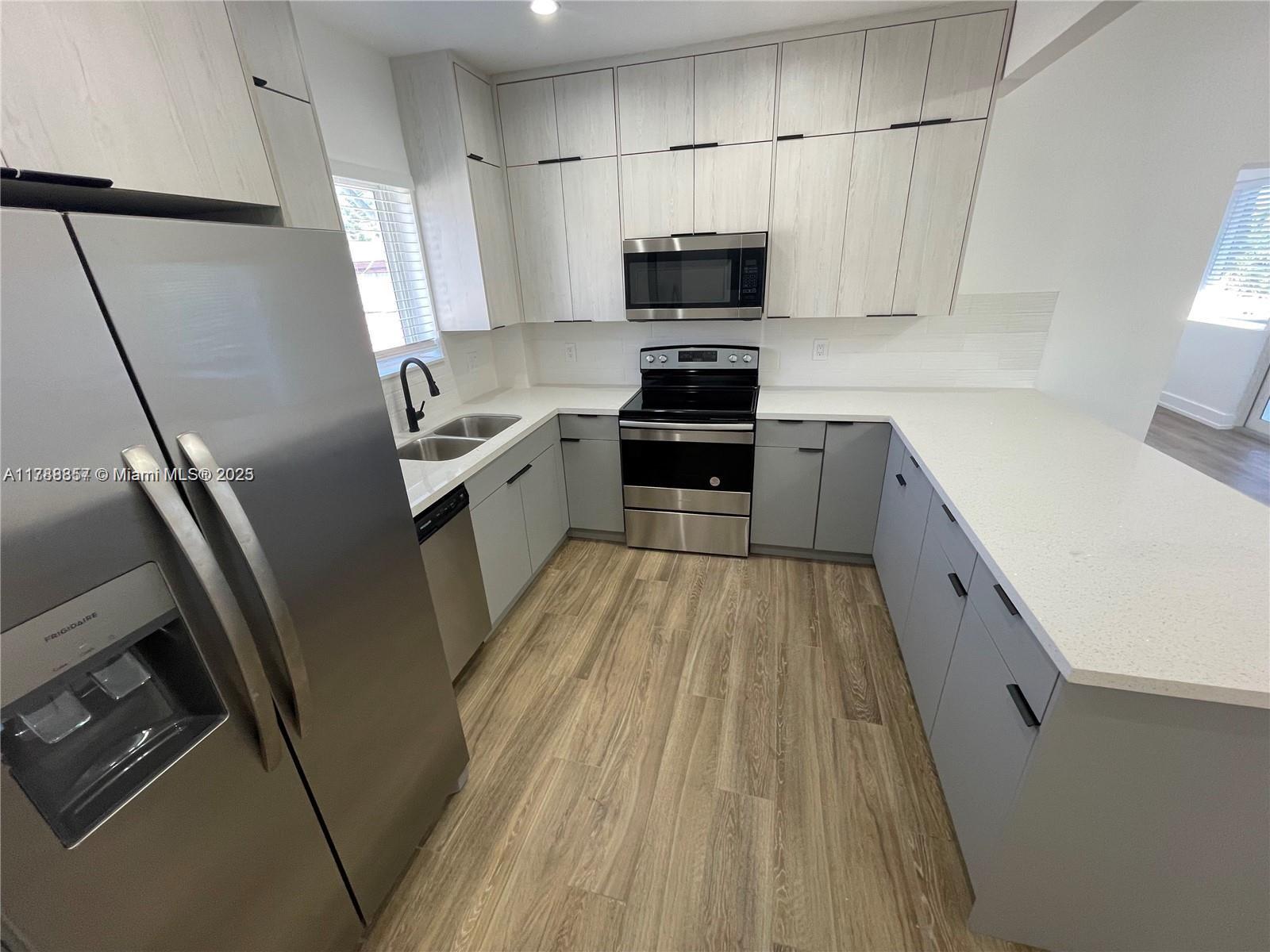 Property photo # 8