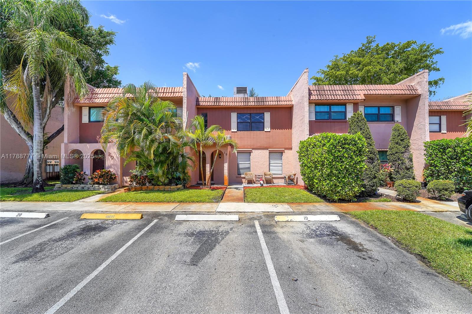 19 Madrid Ln #2-13, Davie, Florida image 3