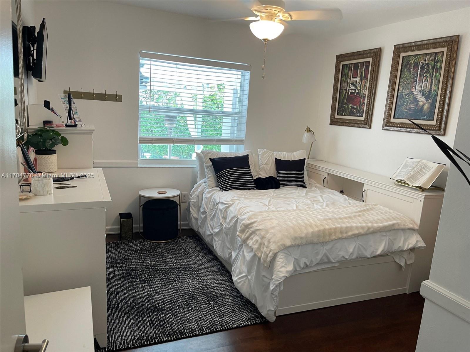 Listing Photo 15