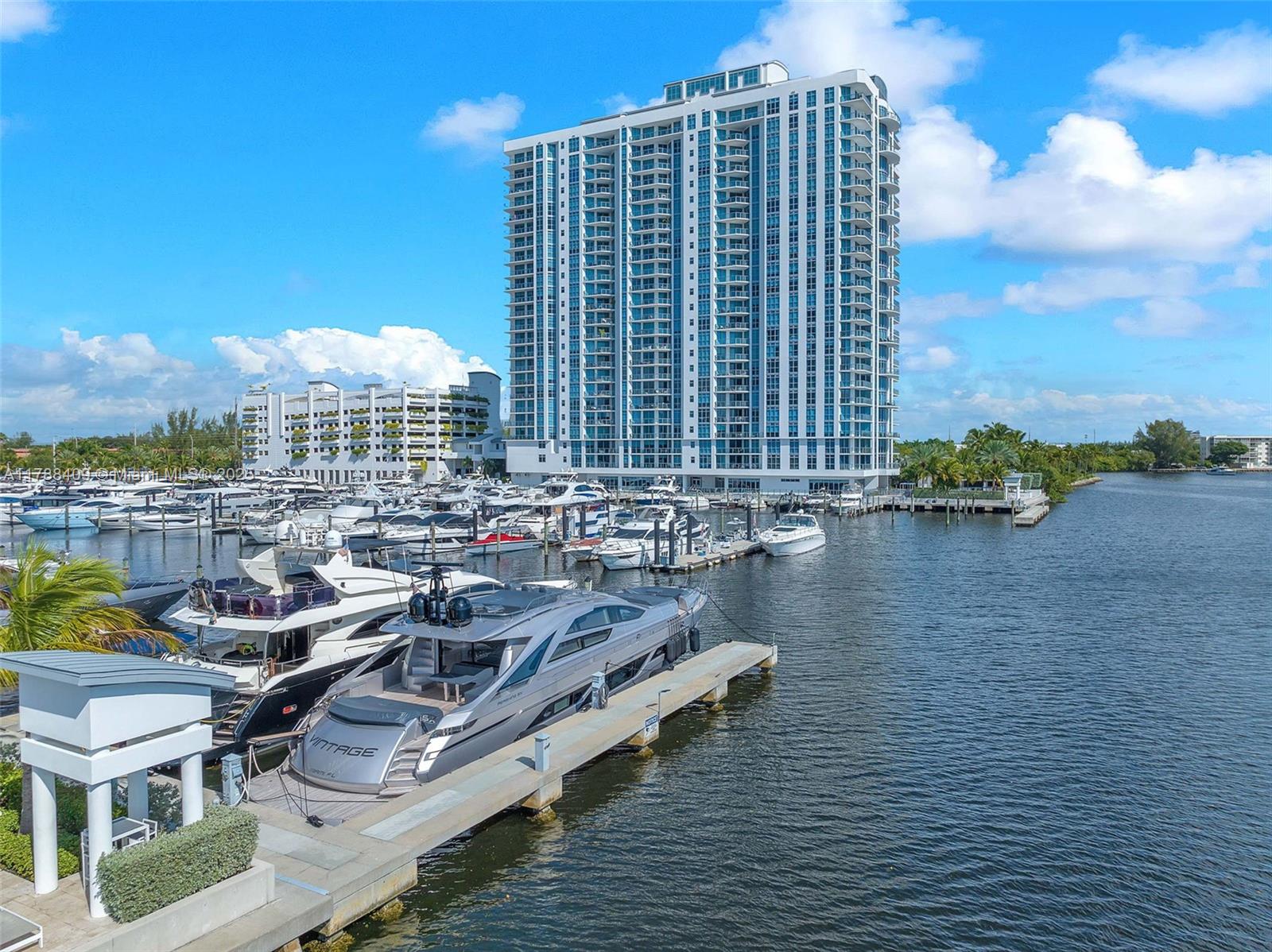 17111 Biscayne Blvd #309, North Miami Beach, Florida image 4